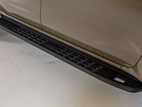 Used 2025 Ford Ranger Raptor image 13