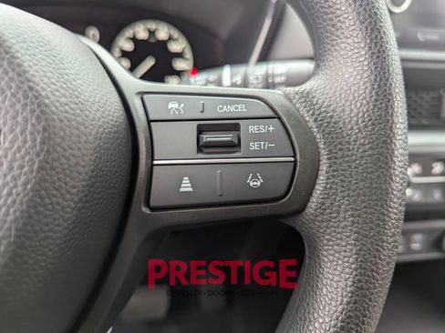 Used 2025 Honda CR-V EX image 18