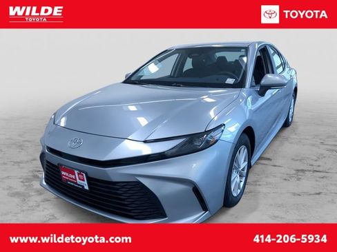 Used 2026 Toyota Camry LE FWD image 1