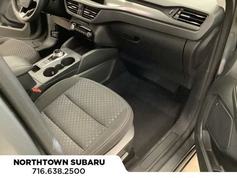 Used 2023 Ford Escape Active w/ Tech Pack #2 AWD/4WD image 4
