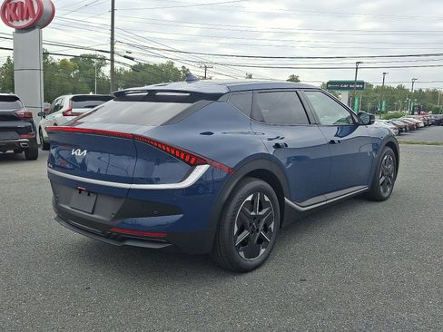 New 2025 Kia EV6 Light image 3