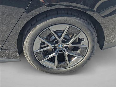 New 2026 BMW i4 eDrive40 RWD image 9