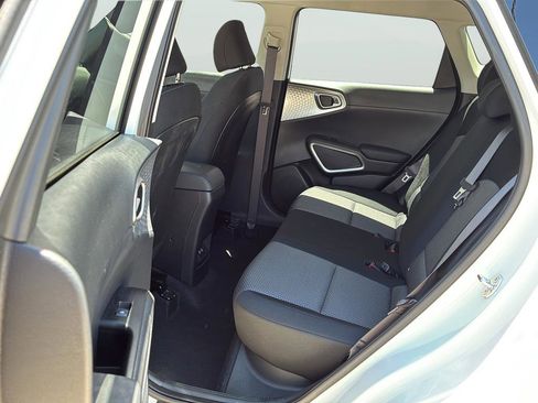Used 2025 Kia Soul S FWD image 16