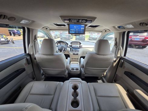 Used 2013 Honda Odyssey Touring image 23