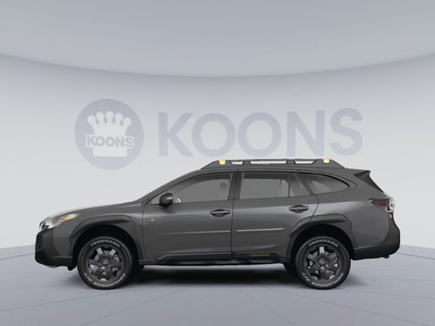 Used 2025 Subaru Outback Wilderness AWD/4WD image 2