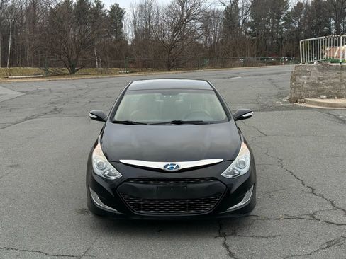 Used 2012 Hyundai Sonata Hybrid w/ Leather Pkg image 8