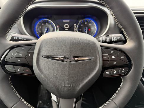 New 2026 Chrysler Pacifica Select w/ S Appearance Package image 24