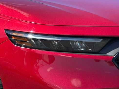 Used 2023 Honda Accord EX image 7