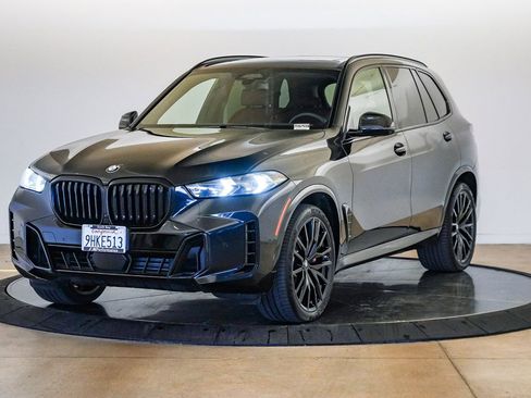 Certified 2024 BMW X5 xDrive40i w/ M Sport Package AWD/4WD image 1