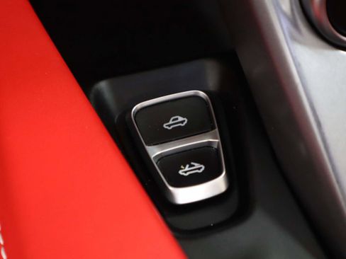 Certified 2020 Ferrari Portofino image 32