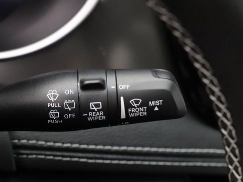 New 2026 Chrysler Pacifica Select image 38