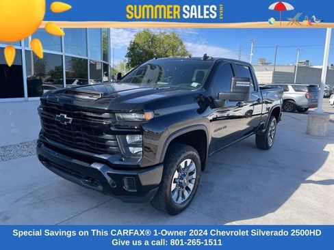 Used 2024 Chevrolet Silverado 2500 Custom w/ Custom Convenience Package AWD/4WD image 2