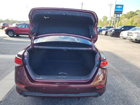 Used 2022 Nissan Sentra SV image 10