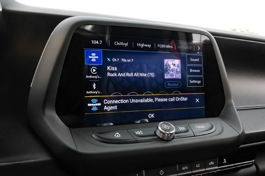 Used 2022 Chevrolet Camaro SS RWD image 25