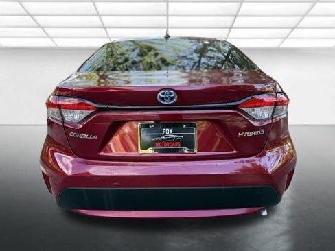 Used 2022 Toyota Corolla LE w/ Premium Interior Package FWD image 4
