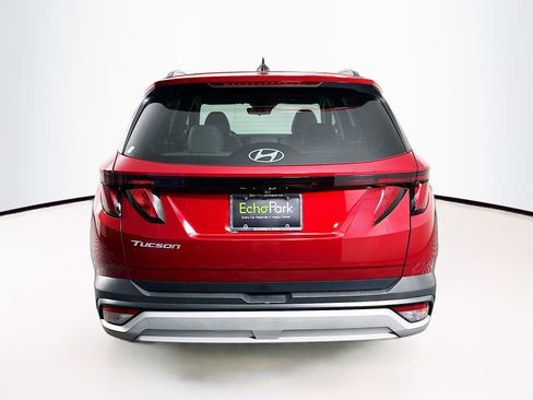 Used 2025 Hyundai Tucson SEL FWD image 7