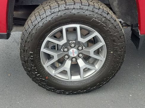 Certified 2021 GMC Canyon AT4 w/ Driver Alert Package AWD/4WD image 5