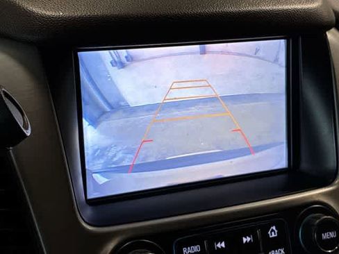 Used 2017 GMC Yukon SLE image 30