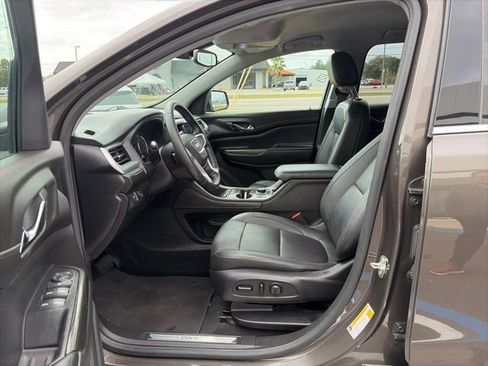Used 2020 GMC Acadia SLT image 9