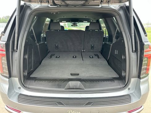 Used 2025 Chevrolet Tahoe LT AWD/4WD image 20