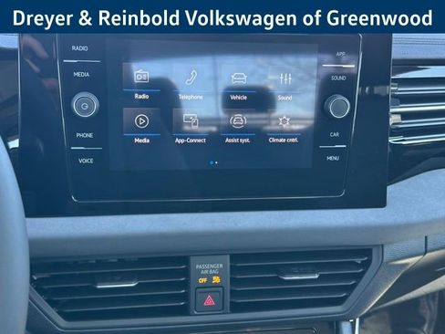 New 2026 Volkswagen Jetta SE image 17