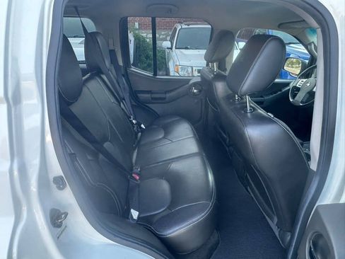 Used 2013 Nissan Xterra PRO-4X w/ Pro-4x Leather Pkg AWD/4WD image 25