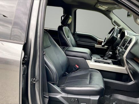 Used 2019 Ford F150 Lariat w/ Max Trailer Tow Package AWD/4WD image 7