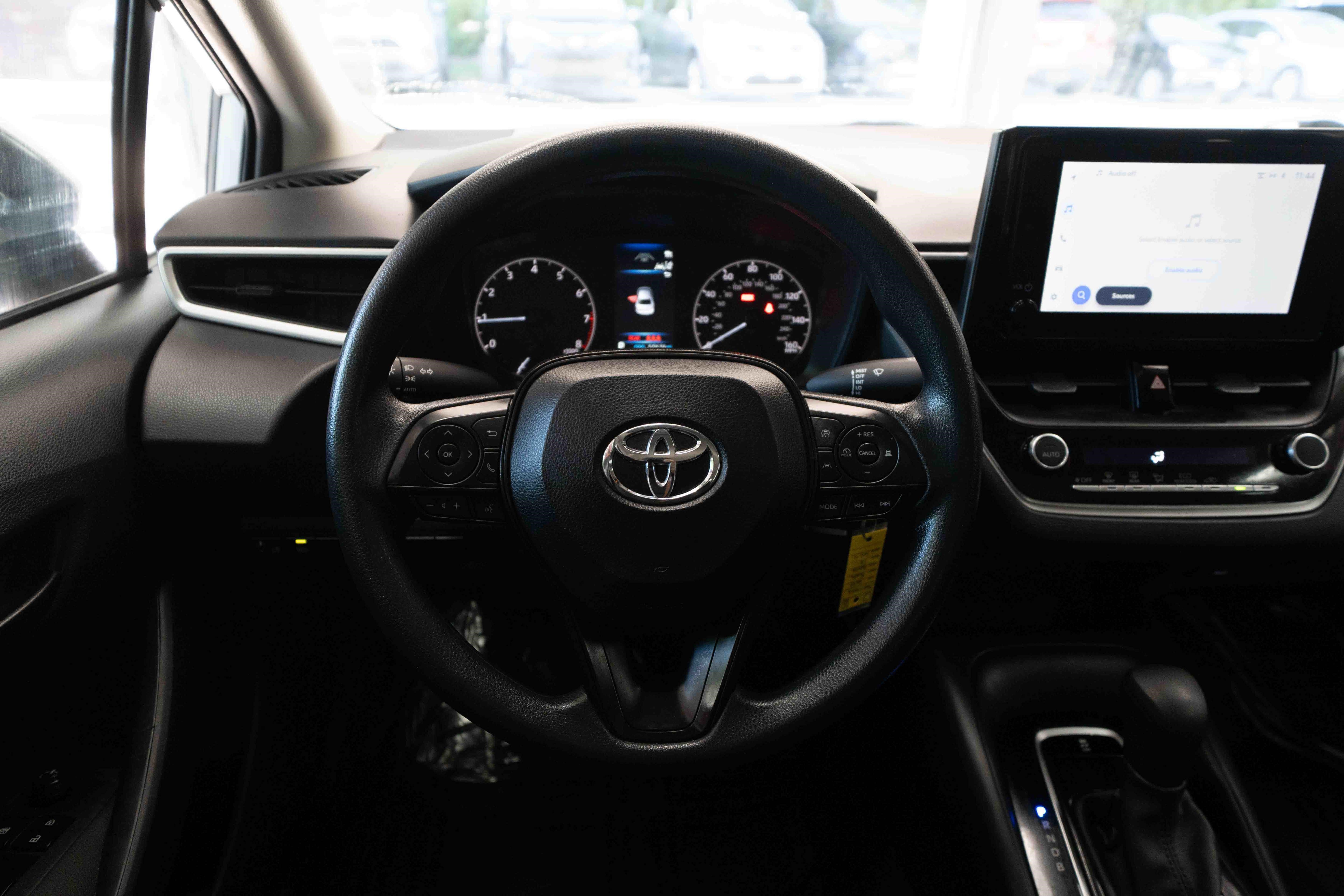 Used 2024 Toyota Corolla LE FWD image 21