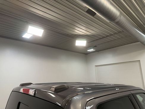 Used 2022 Ford F150 Lariat image 45