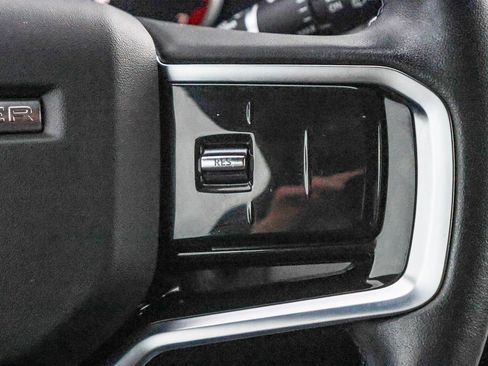 Certified 2023 Land Rover Range Rover Evoque SE image 41