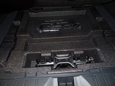 Used 2024 Subaru Outback Premium w/ Popular Package #1 image 20