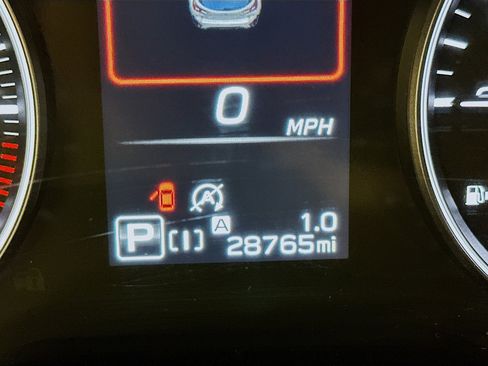 Used 2024 Subaru Crosstrek 2.0i Premium image 19