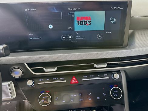 Used 2024 Hyundai Sonata SEL w/ Convenience Package image 18