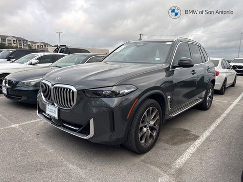 Certified 2024 BMW X5 sDrive40i image 1
