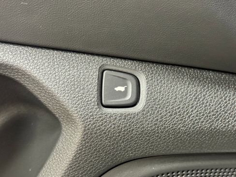 Used 2025 Acura RDX A-Spec image 14