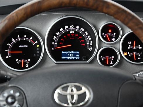 Used 2013 Toyota Tundra Platinum AWD/4WD image 31
