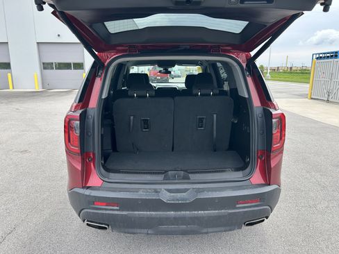 Used 2023 GMC Acadia SLE w/ Driver Convenience Package FWD image 14
