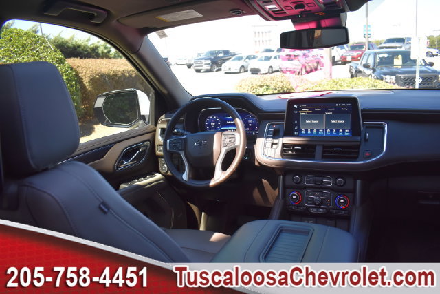 Used 2024 Chevrolet Tahoe Z71 w/ Luxury Package AWD/4WD image 37