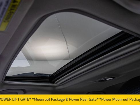 Used 2017 Subaru Outback 2.5i Premium image 7