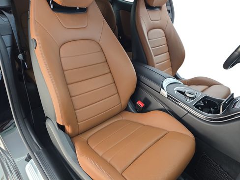 Certified 2020 Mercedes-Benz C 300 4MATIC Coupe w/ AMG Line image 9