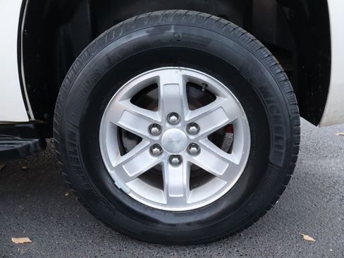 Used 2011 GMC Yukon SLT w/ SLT-2 Equipment Package image 43