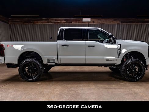 Used 2026 Ford F350 Platinum w/ Platinum Plus Package AWD/4WD image 11