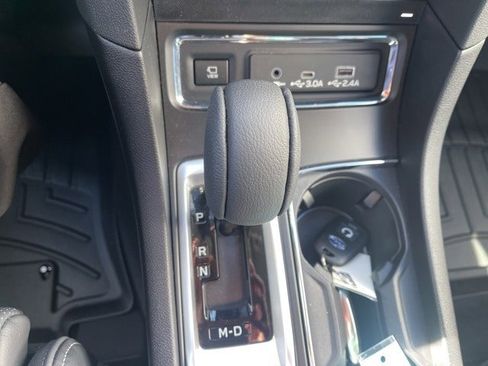 New 2025 Subaru Ascent Limited image 30