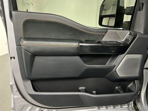 Used 2022 Ford F150 Platinum w/ Equipment Group 701A High image 59