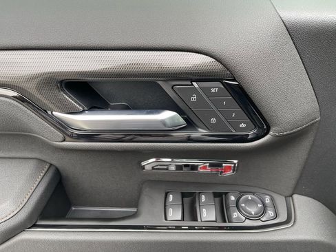 New 2026 GMC Sierra 1500 AT4 w/ AT4 Premium Package AWD/4WD image 24