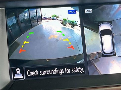 Used 2020 Nissan Pathfinder Platinum image 14