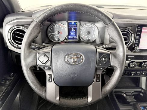 Used 2020 Toyota Tacoma TRD Off-Road w/ Technology Package AWD/4WD image 52