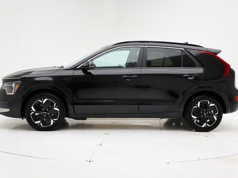 Used 2024 Kia Niro Wind w/ Wind Preserve Package FWD image 5