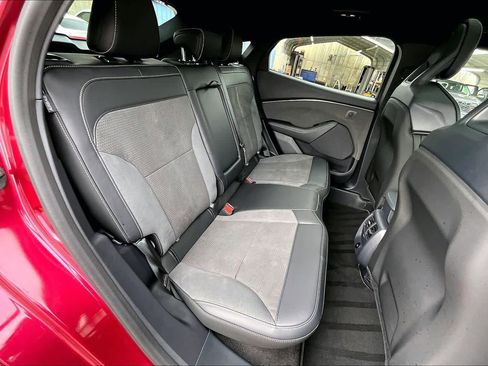 Certified 2025 Ford Mustang Mach-E GT image 19