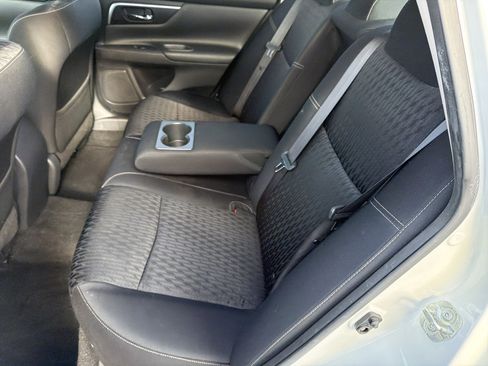 Used 2017 Nissan Altima 2.5 SV image 38